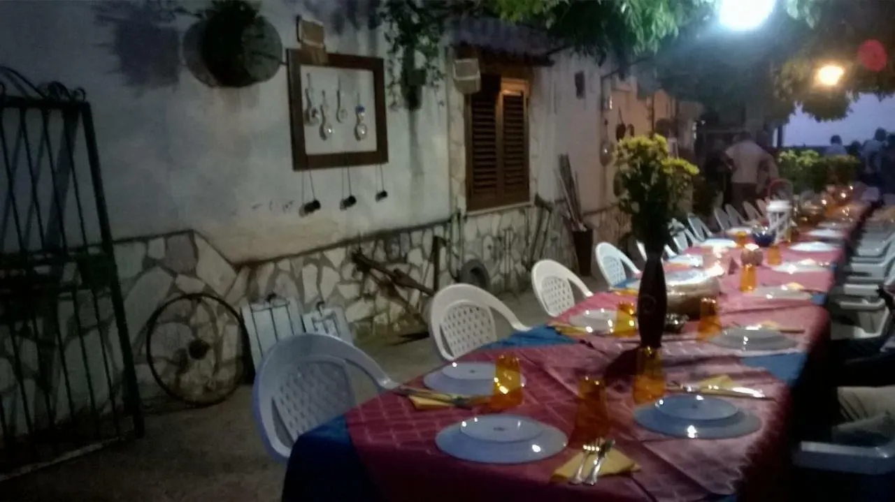 Baldo'S House Pensionat Alcamo Lantställe